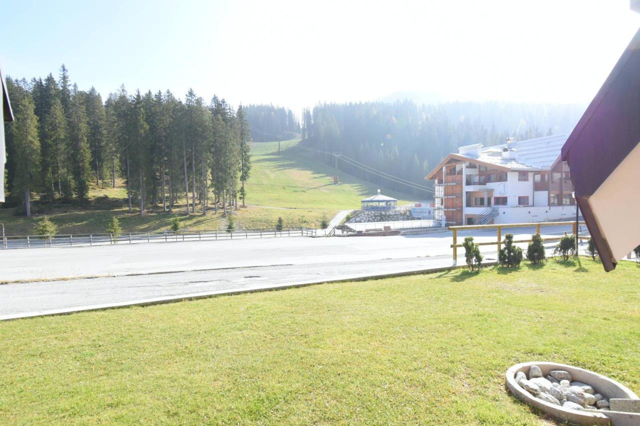 Ville Golf & Ski Мадонна-ди-Кампильо Экстерьер фото